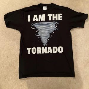 ‘I Am the Tornado’ Black Medium M T-Shirt Used Wizard of Oz Costume